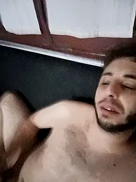 Snapshot of erecto_18 chatting on November 26, 7:19 am erecto 18 online show from November 26, 7:19 am