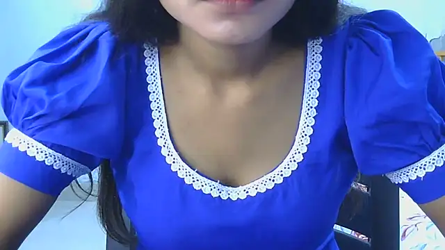 Snapshot of Aarti_misty71 chatting on June 15, 5:29 am Aarti misty71 online show from June 15, 5:29 am