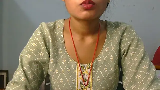 Aarti misty71 online show from February 22, 5:10 am