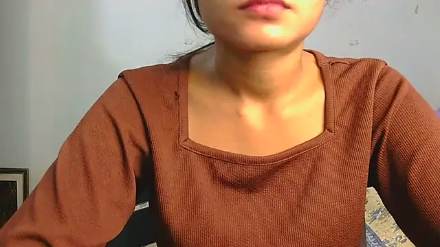 Aarti misty71 online show from April 16, 5:52 am