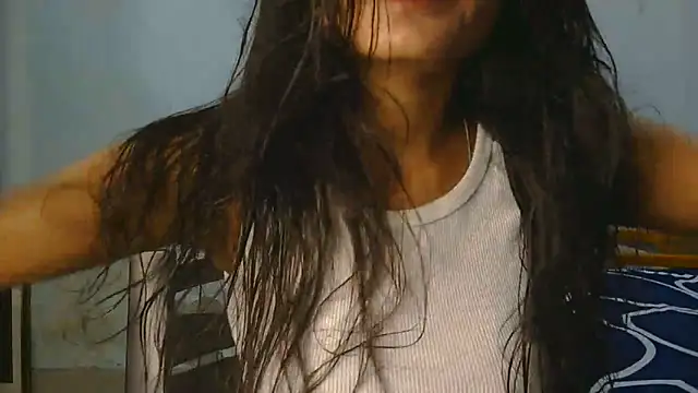 Snapshot of Aarti_misty71 chatting on June 6, 5:45 am Aarti misty71 online show from June 6, 5:45 am
