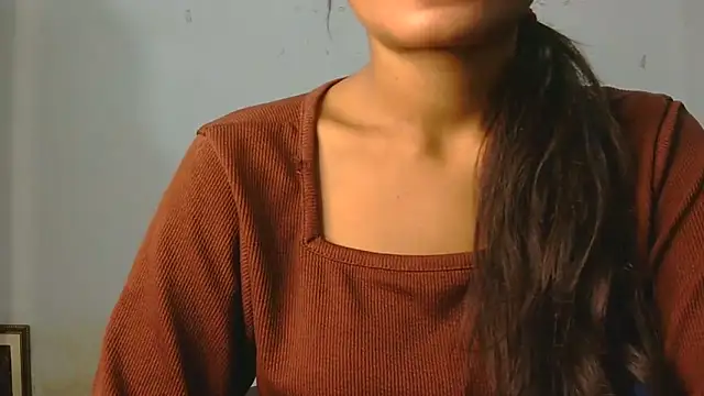 Aarti misty71 online show from May 22, 5:38 am