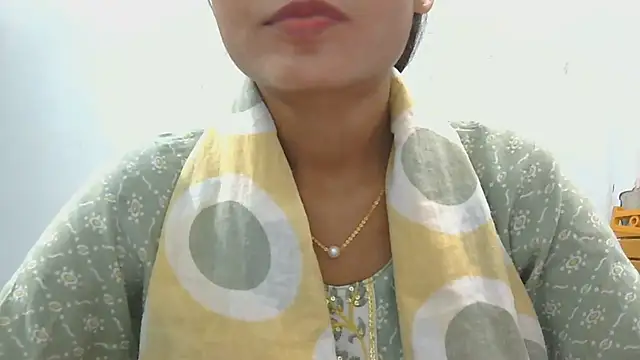 Snapshot of Aarti_misty71 chatting on June 27, 5:57 am Aarti misty71 online show from June 27, 5:57 am