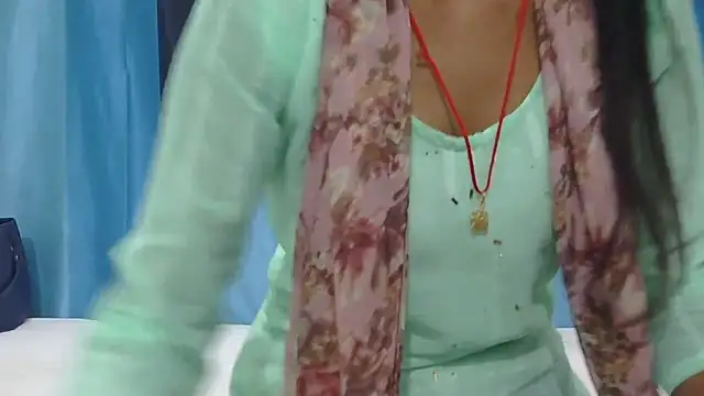 Snapshot of Aarti_misty71 chatting on October 25, 4:55 am Aarti misty71 online show from October 25, 4:55 am