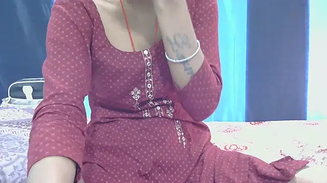 Aarti misty71 online show from September 24, 5:03 am