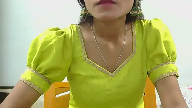 Aarti misty71 online show from December 17, 5:01 am