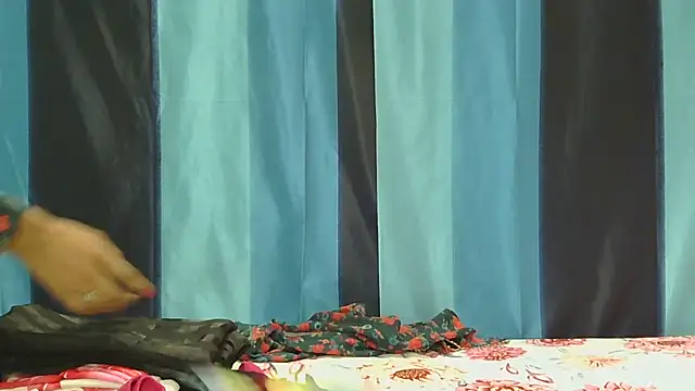 Aarti misty71 online show from September 26, 4:52 am