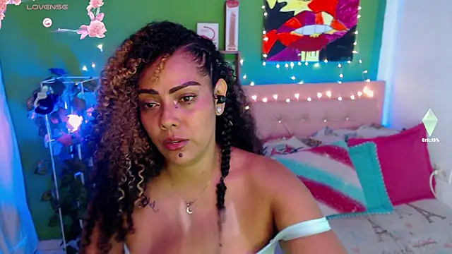 Snapshot of katherinnyazz chatting on September 22, 3:12 am katherinnyazz online show from September 22, 3:12 am