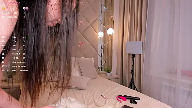 Nelly Kimm online show from March 30, 1:07 am