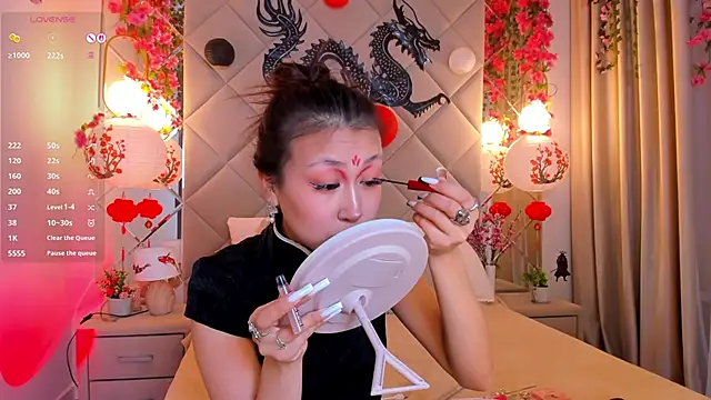 Snapshot of Nelly_Kimm chatting on November 19, 1:05 am Nelly Kimm online show from November 19, 1:05 am