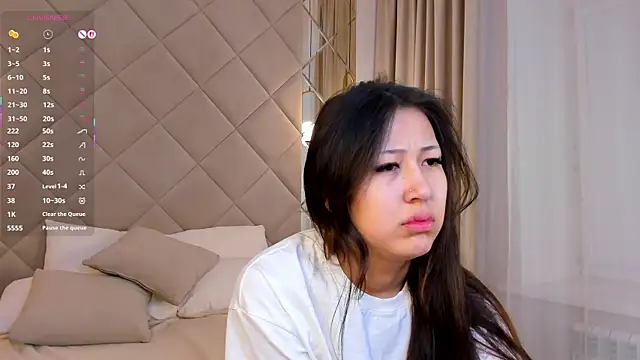 Snapshot of Nelly_Kimm chatting on November 9, 1:20 am Nelly Kimm online show from November 9, 1:20 am