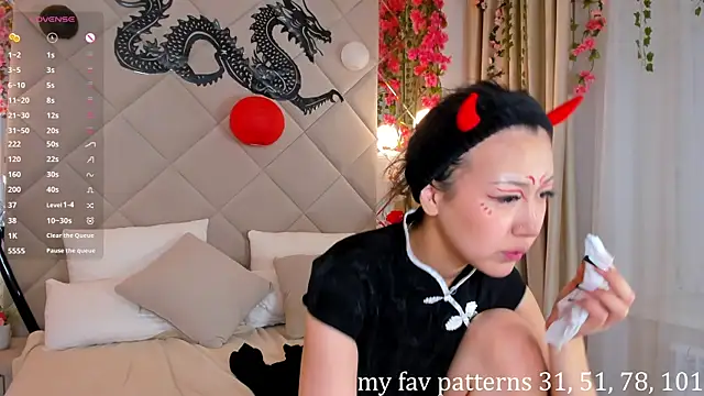 Snapshot of Nelly_Kimm chatting on November 20, 12:55 am Nelly Kimm online show from November 20, 12:55 am