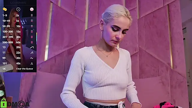 Snapshot of SelenaDaze chatting on November 4, 4:38 am SelenaDaze online show from November 4, 4:38 am