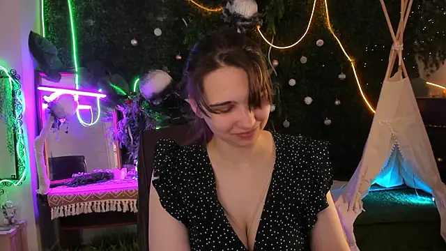 TessaMill online show from March 17, 5:10 am