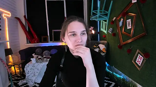 Snapshot of TessaMill chatting on September 26, 5:36 am TessaMill online show from September 26, 5:36 am