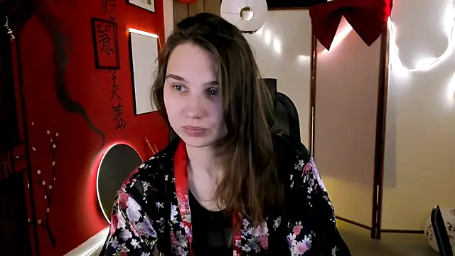 TessaMill online show from February 10, 5:39 am