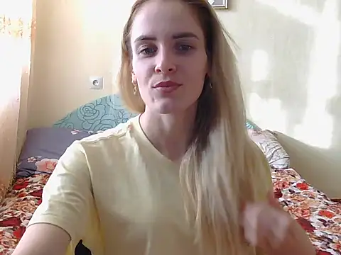 JayeTyler online show from December 19, 7:22 am