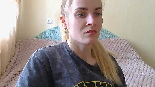 JayeTyler online show from March 20, 6:58 am