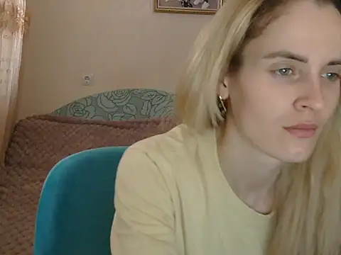 JayeTyler online show from February 4, 7:14 am