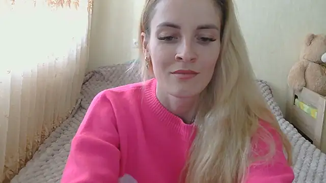 JayeTyler online show from April 28, 5:45 am