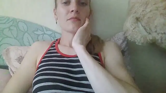 Snapshot of JayeTyler chatting on June 27, 12:22 pm JayeTyler online show from June 27, 12:22 pm