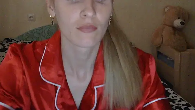 Snapshot of JayeTyler chatting on July 10, 7:08 am JayeTyler online show from July 10, 7:08 am