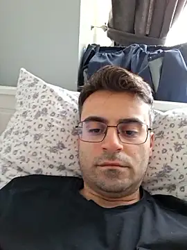 Obstacless online show from March 11, 1:16 pm