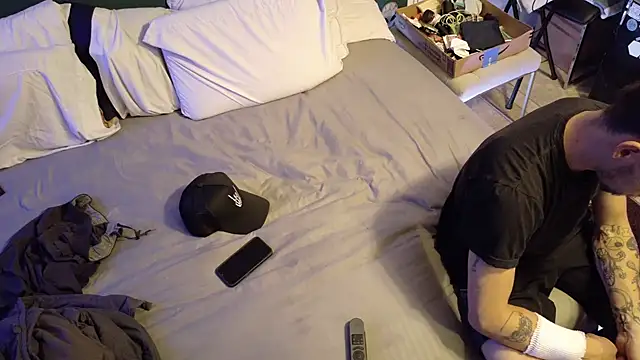 Snapshot of cough2getoff chatting on November 5, 4:26 am cough2getoff online show from November 5, 4:26 am