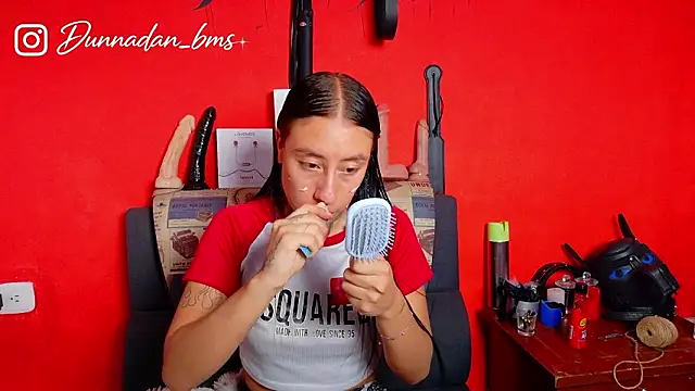 Dunnadan Bms online show from February 19, 8:28 pm