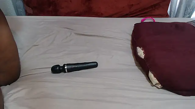 WEPUSSY23XX online show from December 15, 8:31 am