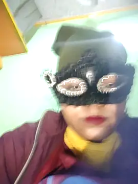 Dassing strip couple online show from December 15, 11:53 pm