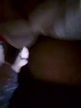 Dassing strip couple online show from March 10, 9:30 pm