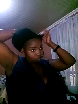 ShySexyBaddiexx online show from February 8, 9:12 pm