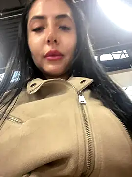 oh nina online show from October 27, 8:21 pm