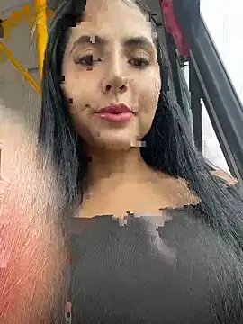 oh nina online show from October 29, 8:08 pm