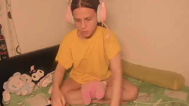 Petite-Goth online show from December 3, 3:29 am