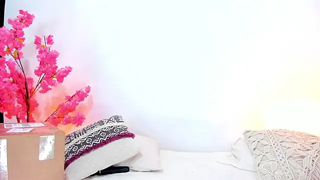 JulietaDavis online show from September 30, 6:08 am