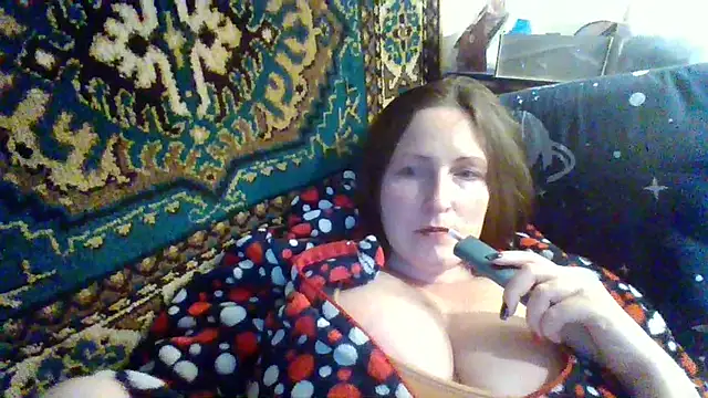 Snapshot of AllaSowinskaya chatting on October 18, 1:02 pm AllaSowinskaya online show from October 18, 1:02 pm