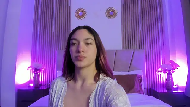 Snapshot of Victoria_Beaumont chatting on July 13, 9:03 pm Victoria Beaumont online show from July 13, 9:03 pm