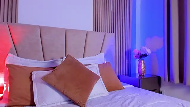 Victoria Beaumont online show from November 22, 11:42 am