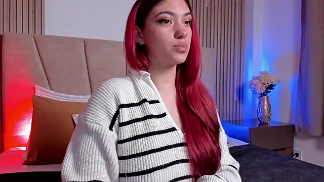 Victoria Beaumont online show from November 15, 11:58 am