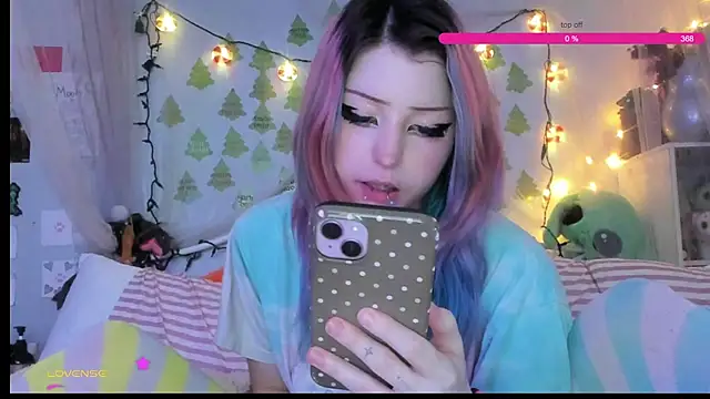 Snapshot of bunnyislewd chatting on December 20, 4:37 am bunnyislewd online show from December 20, 4:37 am