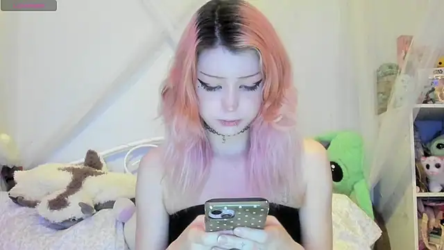 Snapshot of bunnyislewd chatting on September 13, 2:44 am bunnyislewd online show from September 13, 2:44 am