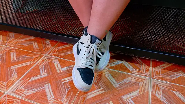 JenaCooper  online show from March 6, 2:50 am