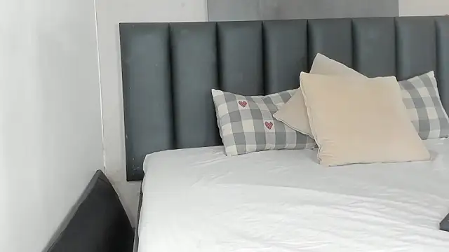 JenaCooper  online show from February 14, 7:36 pm