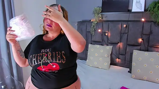 JenaCooper  online show from December 15, 7:31 pm