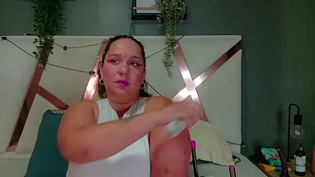 Snapshot of JenaCooper_ chatting on June 15, 12:22 am JenaCooper online show from June 15, 12:22 am