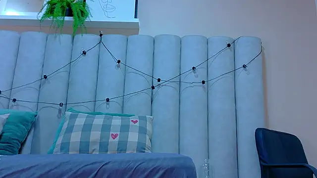 JenaCooper  online show from March 7, 2:51 am