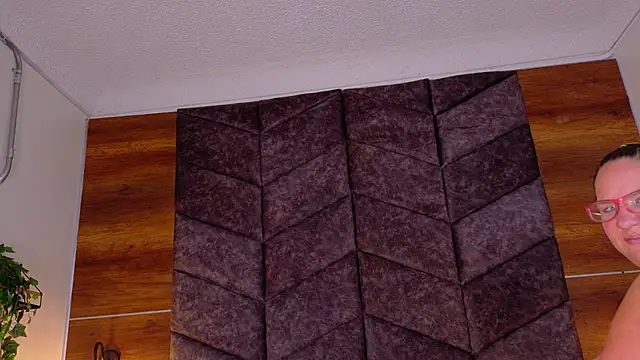 JenaCooper  online show from February 3, 2:53 am