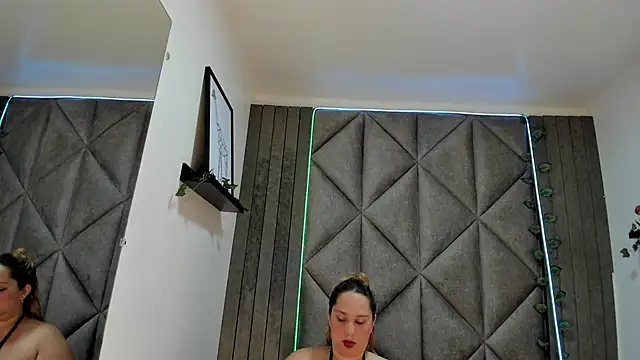 JenaCooper  online show from December 22, 7:47 pm